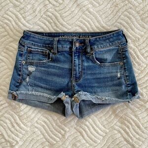 American Eagle Outfitters Women's Blue Denim Shorts GUC Size 2